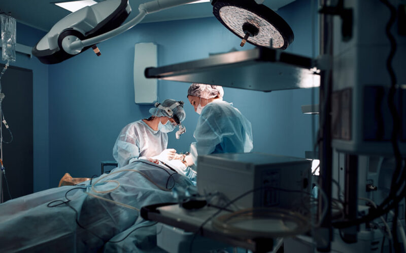 Instrumental quirúrgico novedoso para sellados en cirugías en Panamá