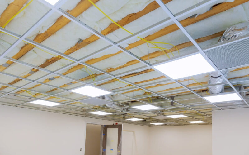 Mejora la apariencia de tus techos con emparrillados tee en Panamá