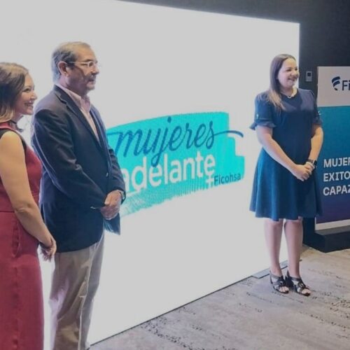 Ficohsa celebra a mujeres emprendedoras con liderazgo y compromiso